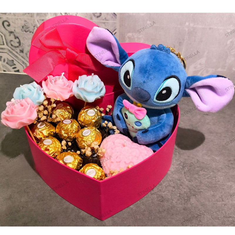 Caja Regalo Corazón con Peluche y Flores Artesanales – Stinella