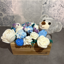 Caja Rústica con Oso y Flores de Cera